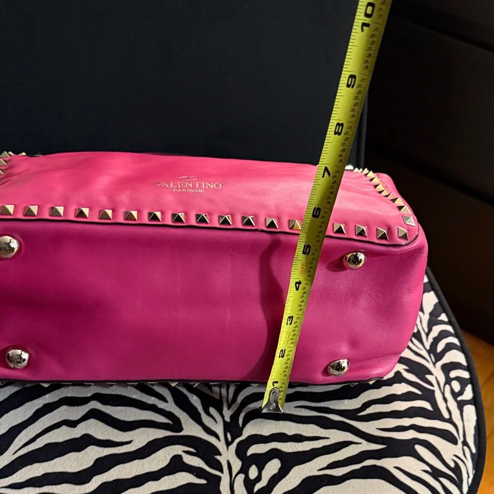 Valentino Garavani Gold & Pink Studded Handbag with Removable Crossbody Strap - Picture 16 of 16